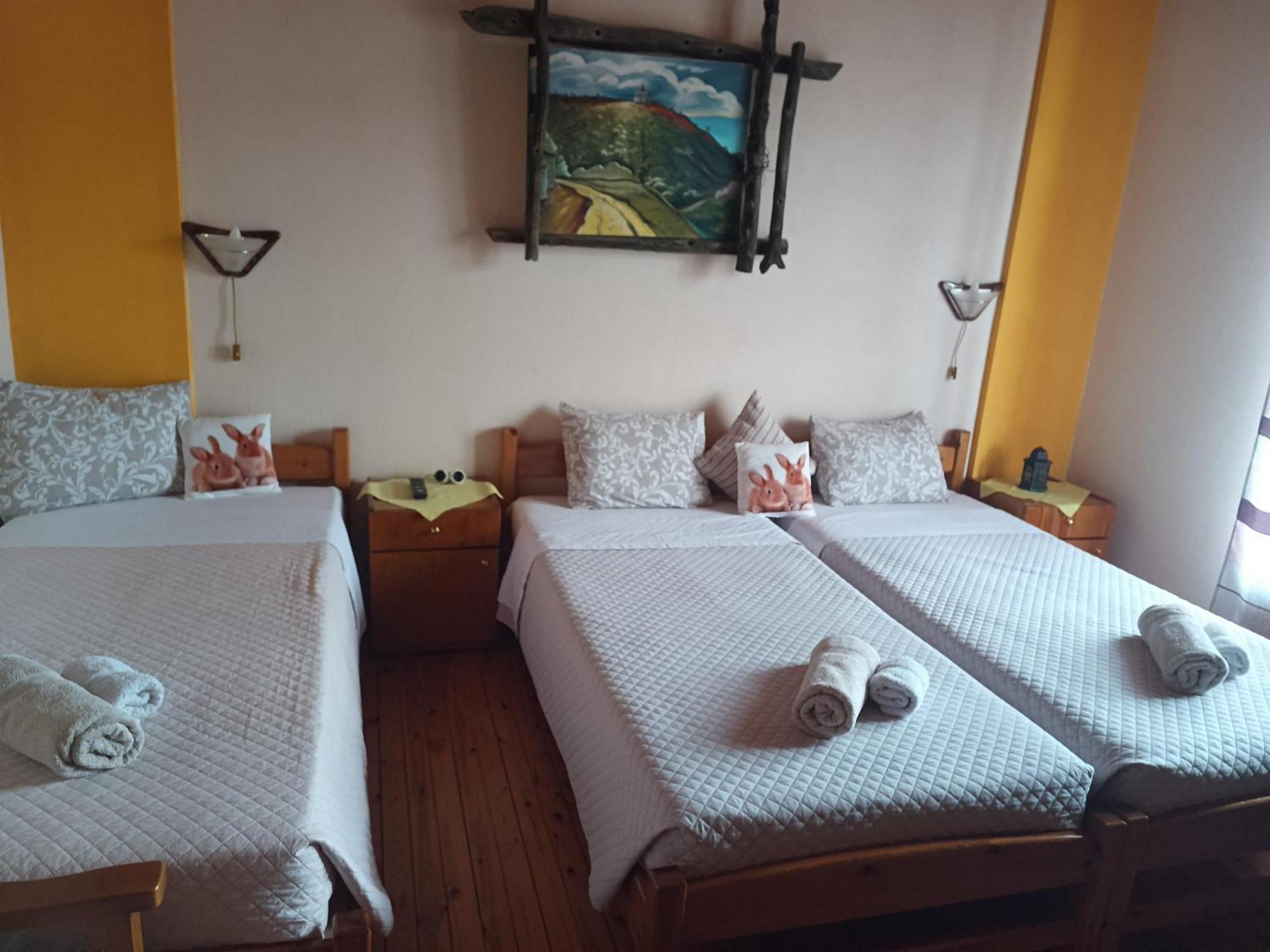Agios Achillios Hotell Eksteriør bilde